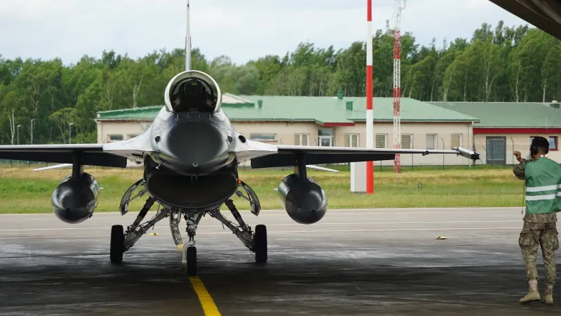 România, lider regional în pregătirea pe avioanele F-16